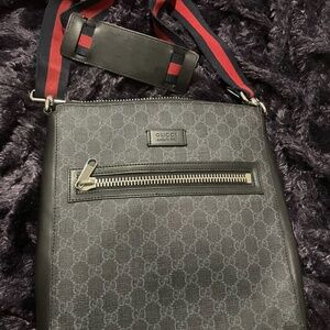 Gucci BLACK MESSENGER